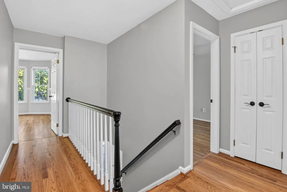 9818 ROSENSTEEL Silver Spring, MD 20910