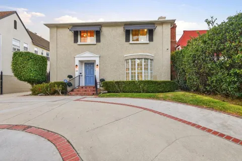 949 S Highland Avenue