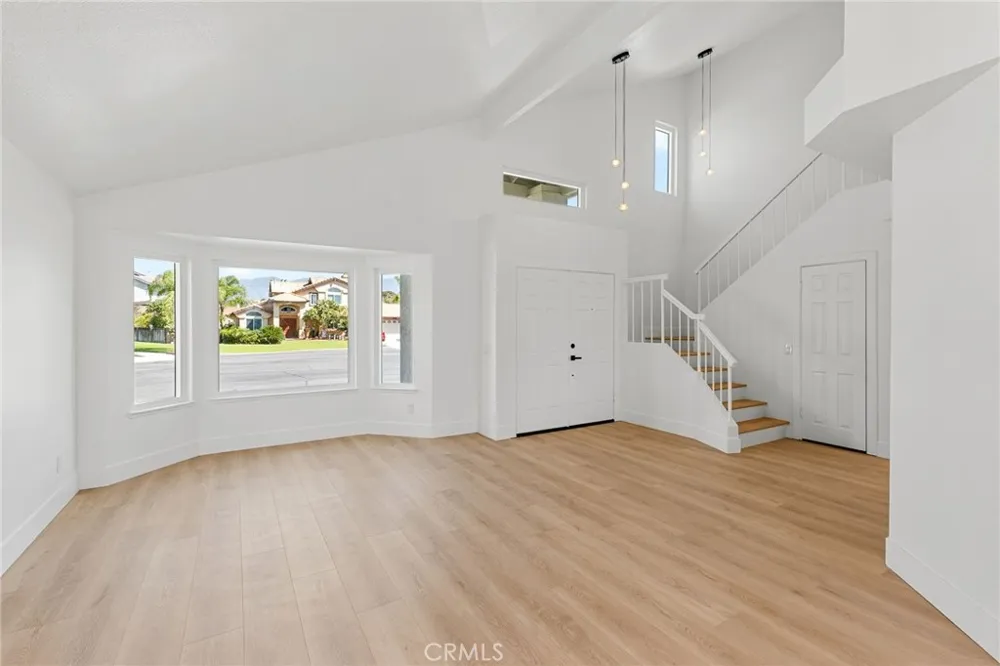 1761 W Townsend Street Rialto, CA 92377