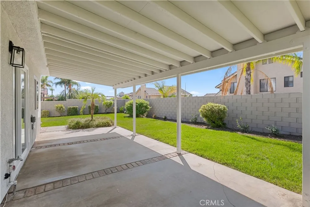 1761 W Townsend Street Rialto, CA 92377