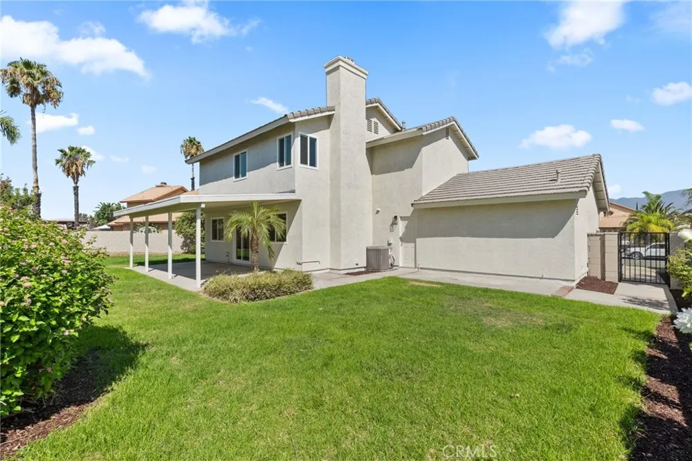 1761 W Townsend Street Rialto, CA 92377