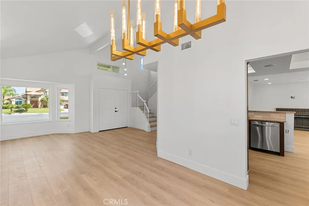 1761 W Townsend Street Rialto, CA 92377
