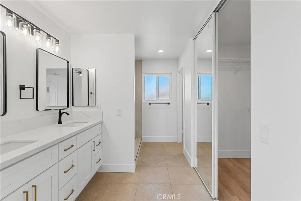 1761 W Townsend Street Rialto, CA 92377