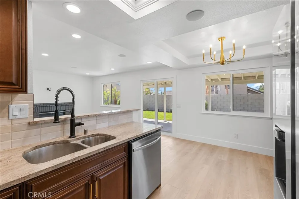 1761 W Townsend Street Rialto, CA 92377