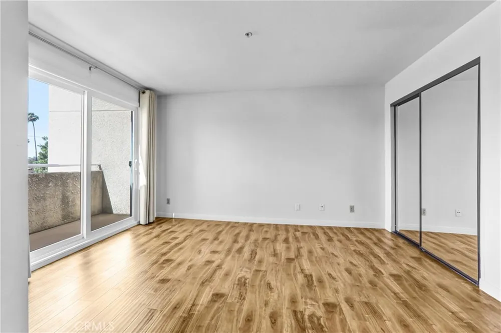 116 W Maple #33 Glendale, CA 91204