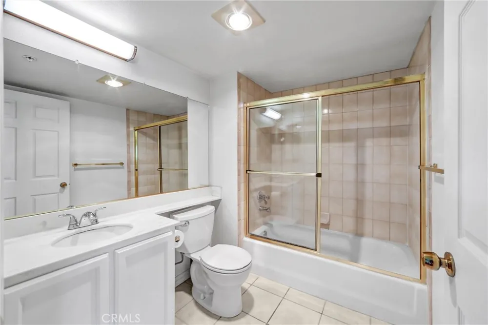 116 W Maple #33 Glendale, CA 91204