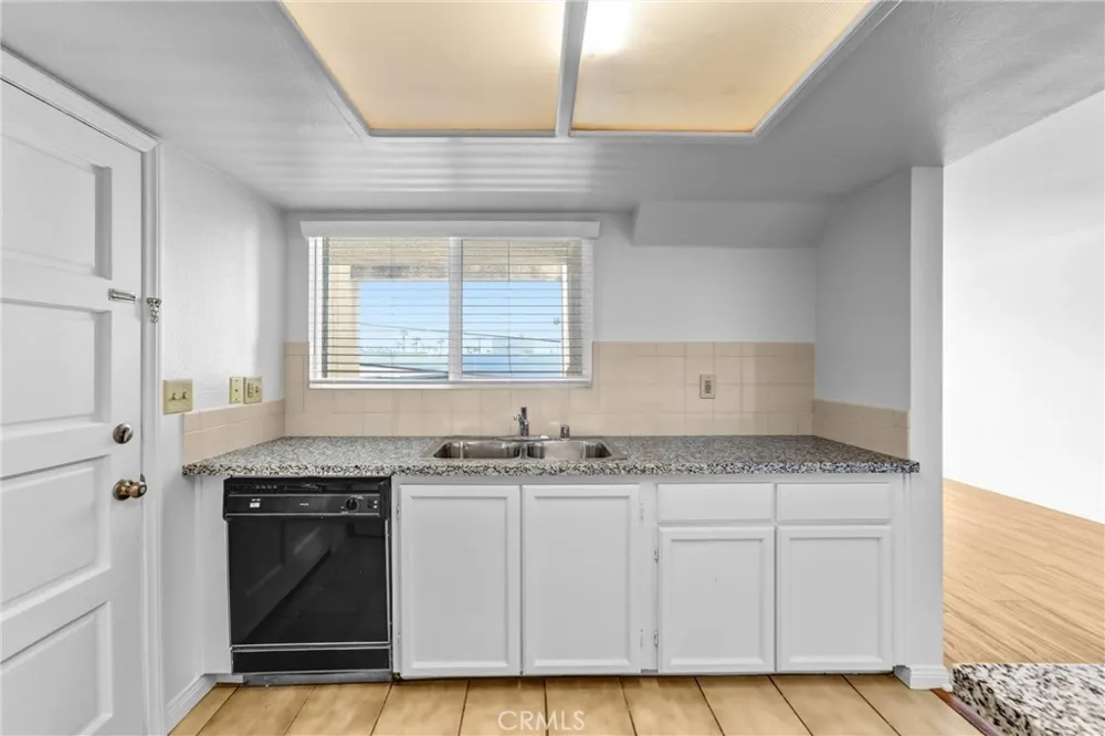 116 W Maple #33 Glendale, CA 91204
