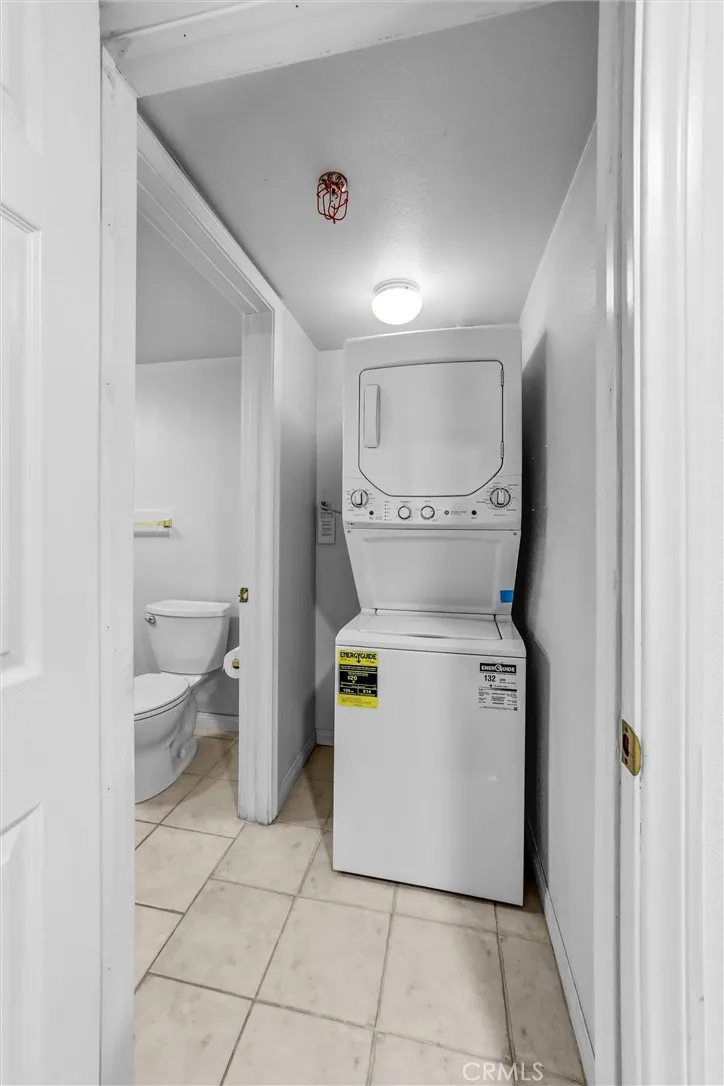 116 W Maple #33 Glendale, CA 91204
