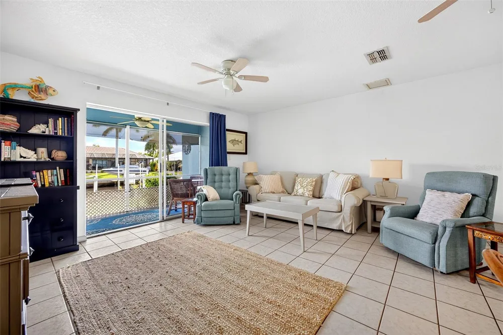1424 MEDITERRANEAN DRIVE #112 Punta Gorda, FL 33950