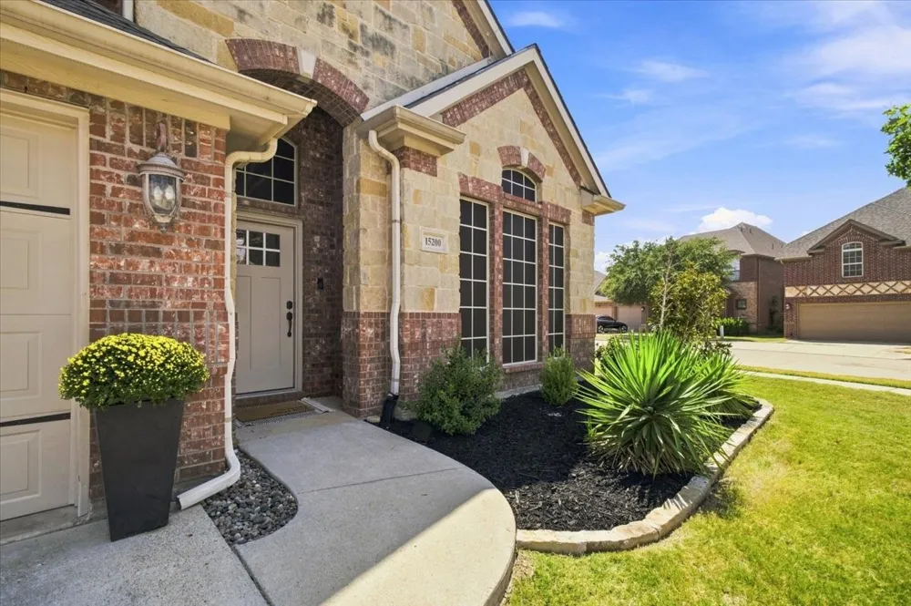 15200 Mallard Creek Street Roanoke, TX 76262