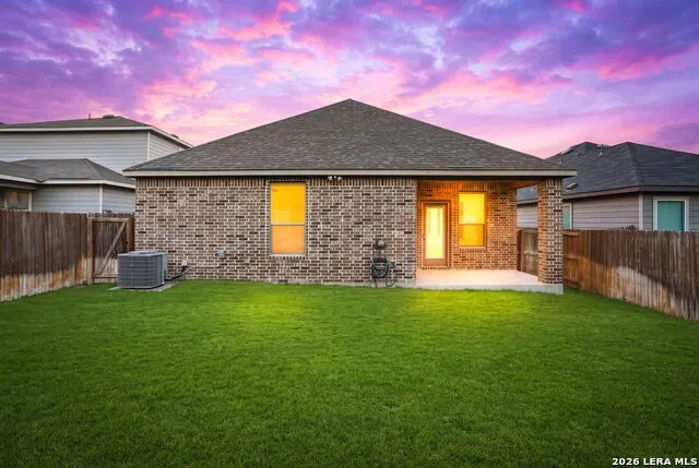3435 JEFFERSON DR New Braunfels, TX 78132