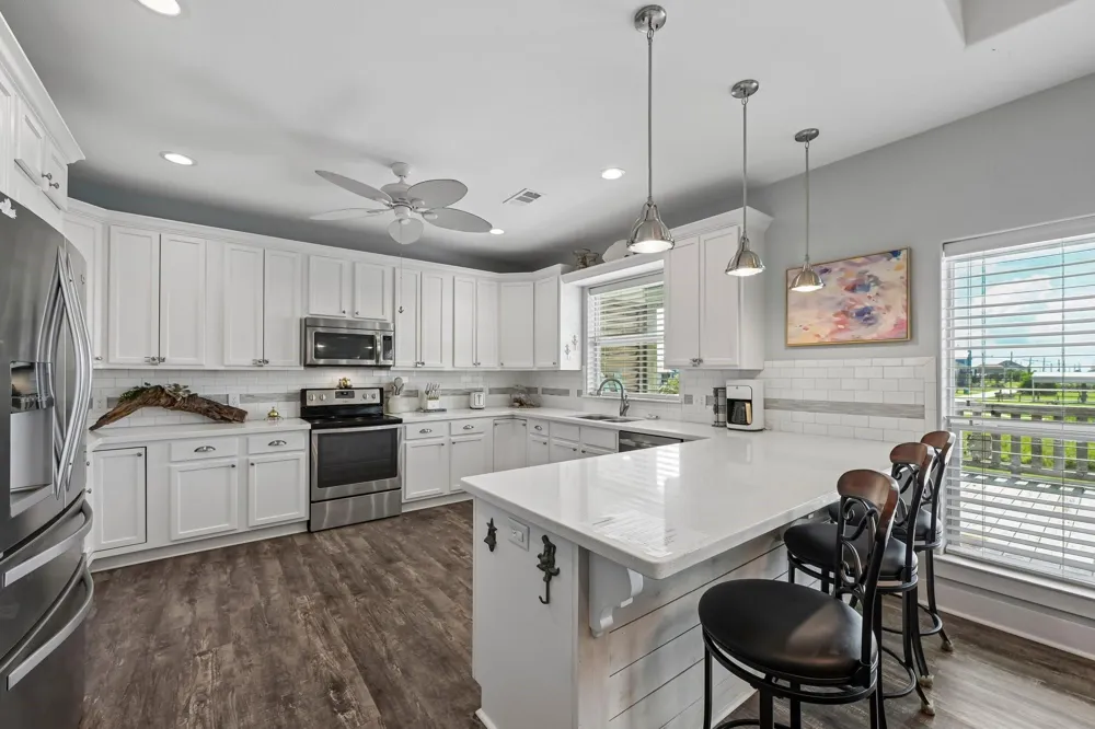 927 Magnolia Lane Port Bolivar, TX 77650