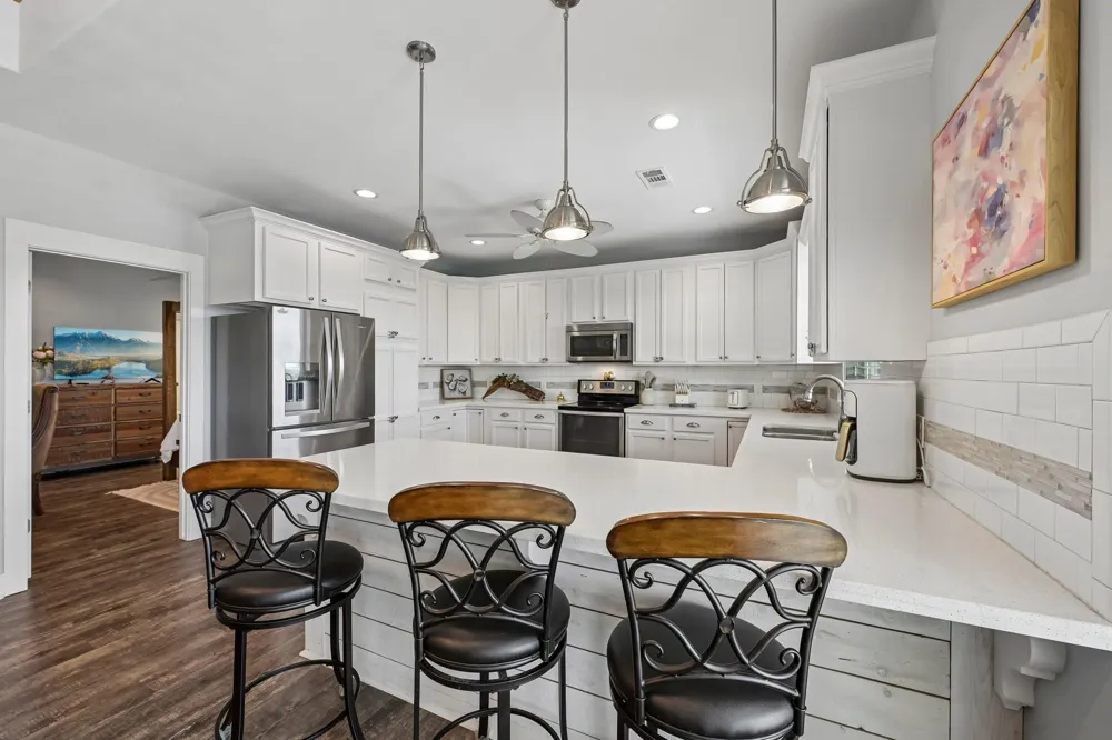 927 Magnolia Lane Port Bolivar, TX 77650