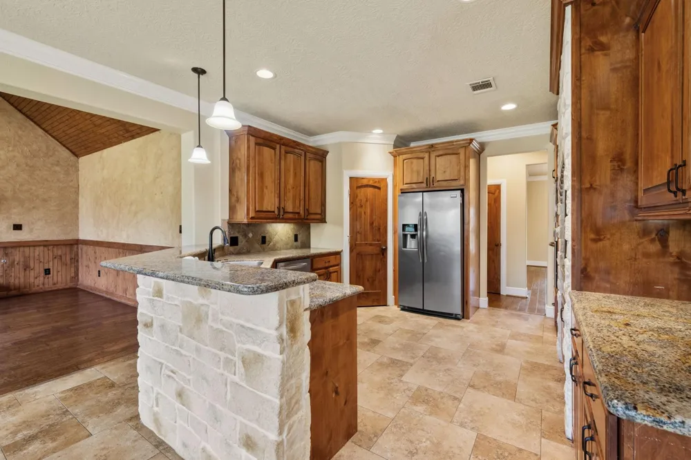 5041 Rimrock Pass Montgomery, TX 77316