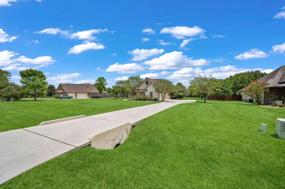 5041 Rimrock Pass Montgomery, TX 77316