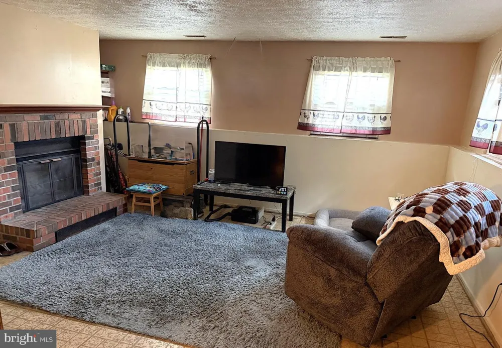 1660 SECRETARIAT DRIVE Annapolis, MD 21409