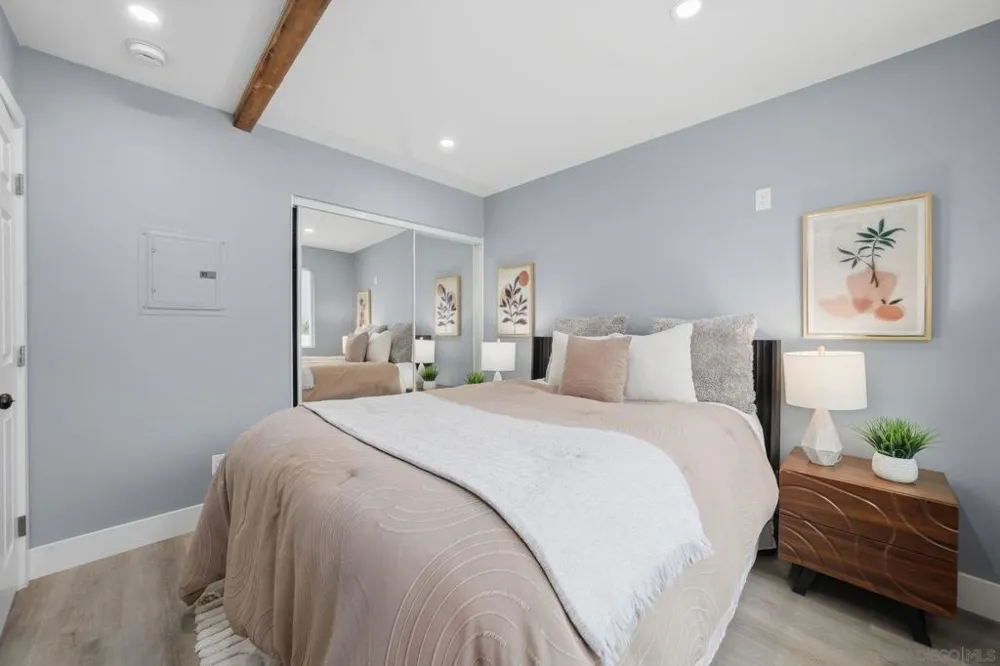 8514 Glenhaven San Diego, CA 92123