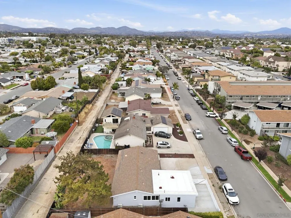 8514 Glenhaven San Diego, CA 92123
