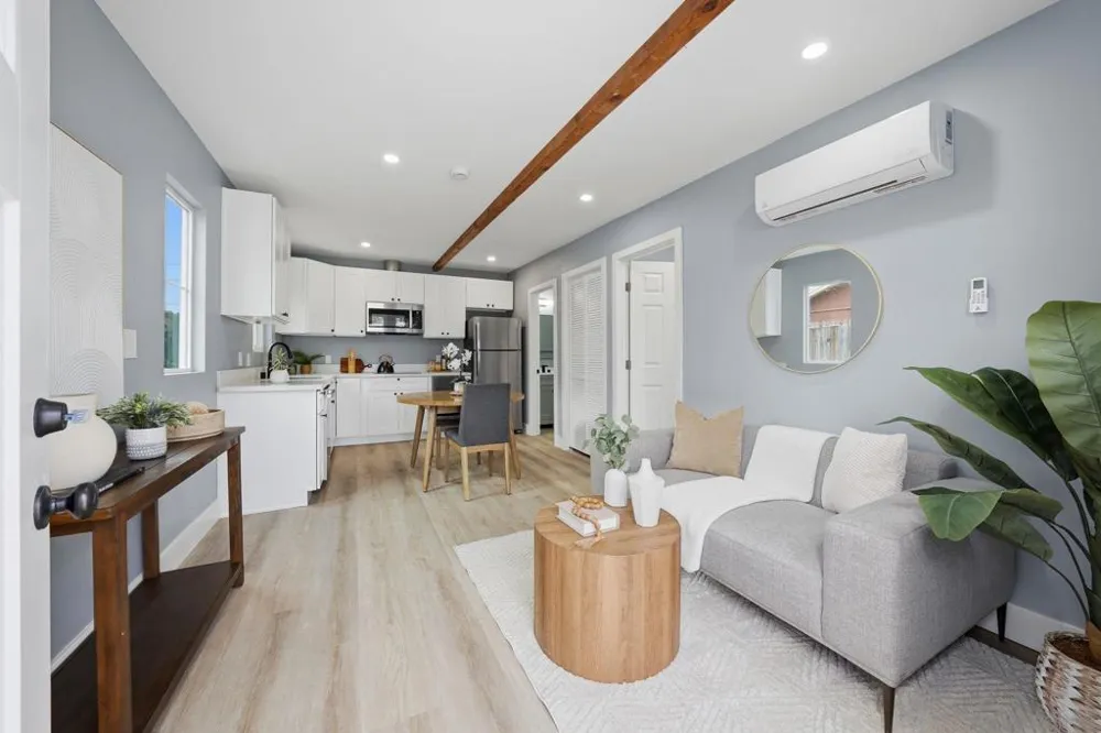 8514 Glenhaven San Diego, CA 92123