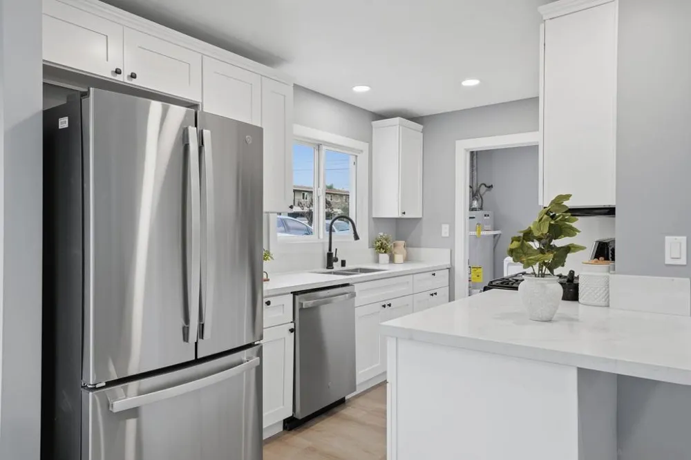 8514 Glenhaven San Diego, CA 92123