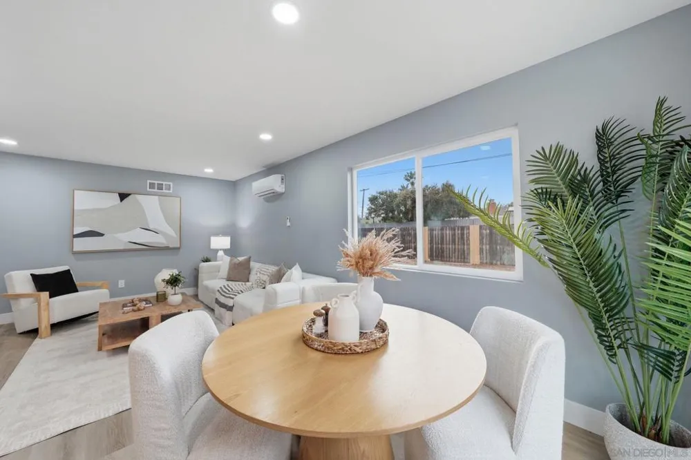 8514 Glenhaven San Diego, CA 92123