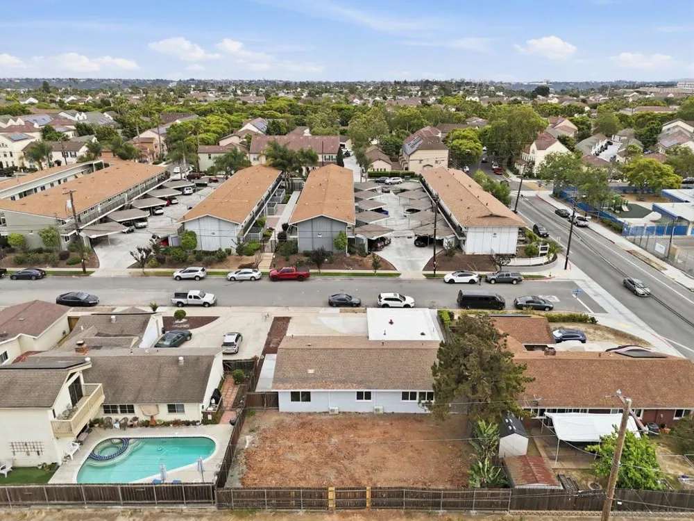 8514 Glenhaven San Diego, CA 92123