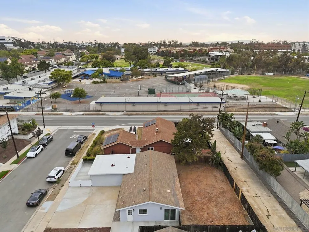 8514 Glenhaven San Diego, CA 92123