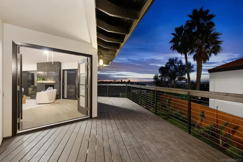 7619 Cortina Ct Carlsbad, CA 92009