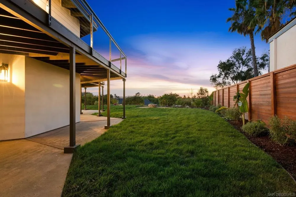 7619 Cortina Ct Carlsbad, CA 92009