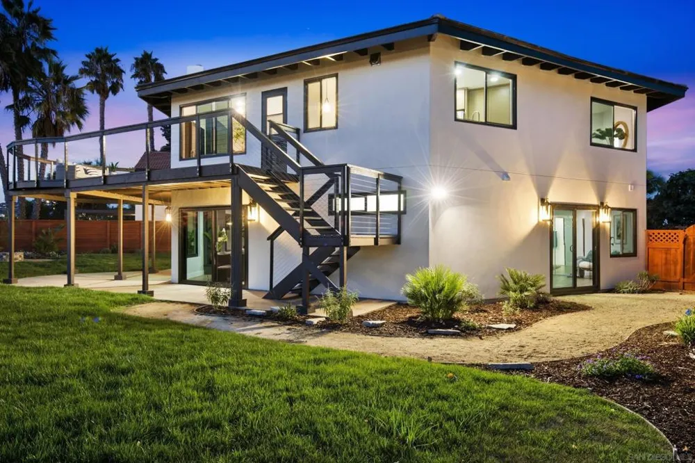 7619 Cortina Ct Carlsbad, CA 92009