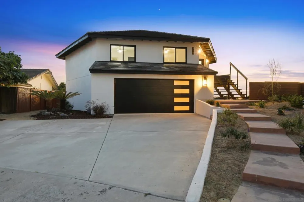 7619 Cortina Ct Carlsbad, CA 92009