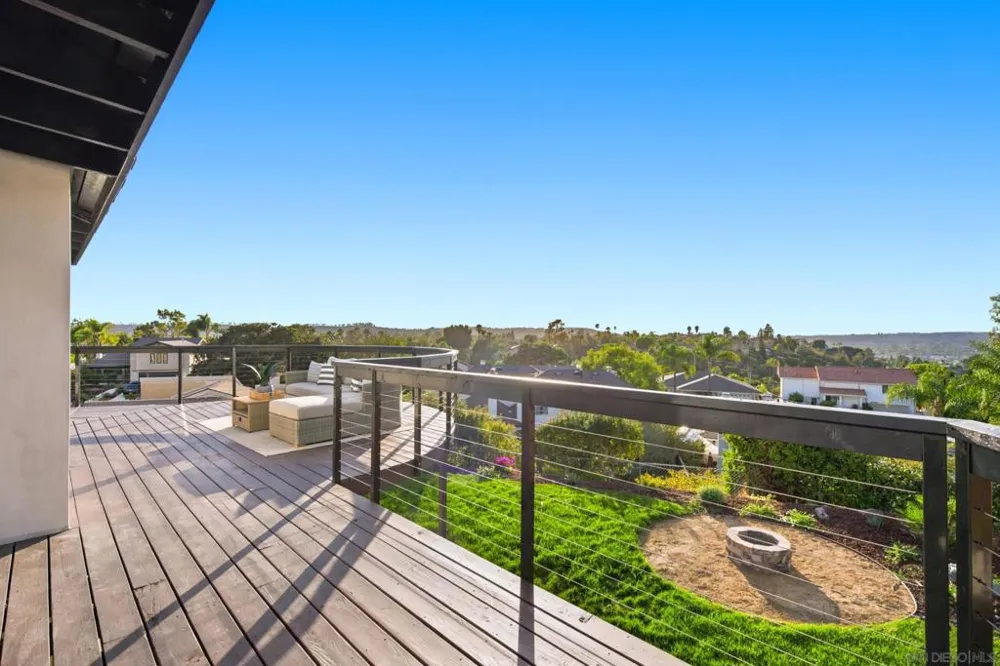 7619 Cortina Ct Carlsbad, CA 92009