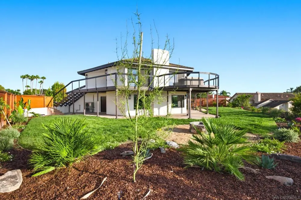 7619 Cortina Ct Carlsbad, CA 92009