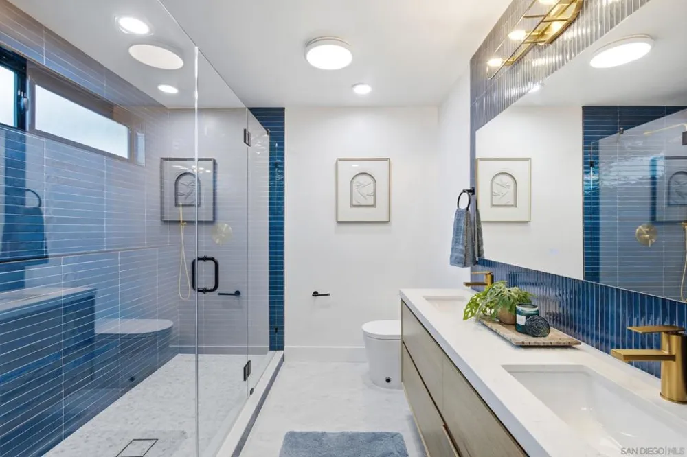 7619 Cortina Ct Carlsbad, CA 92009