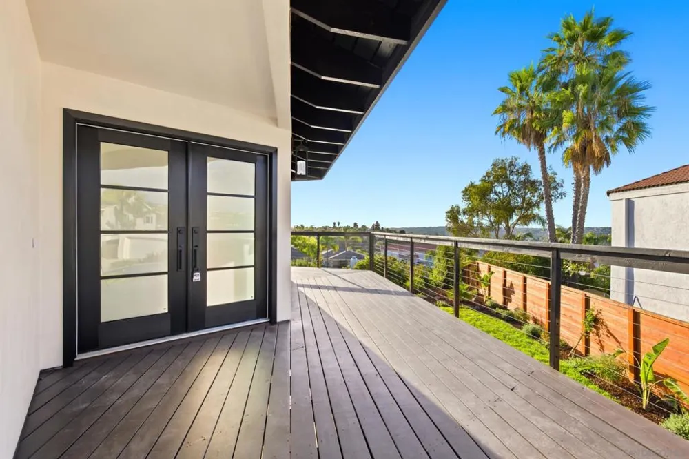 7619 Cortina Ct Carlsbad, CA 92009
