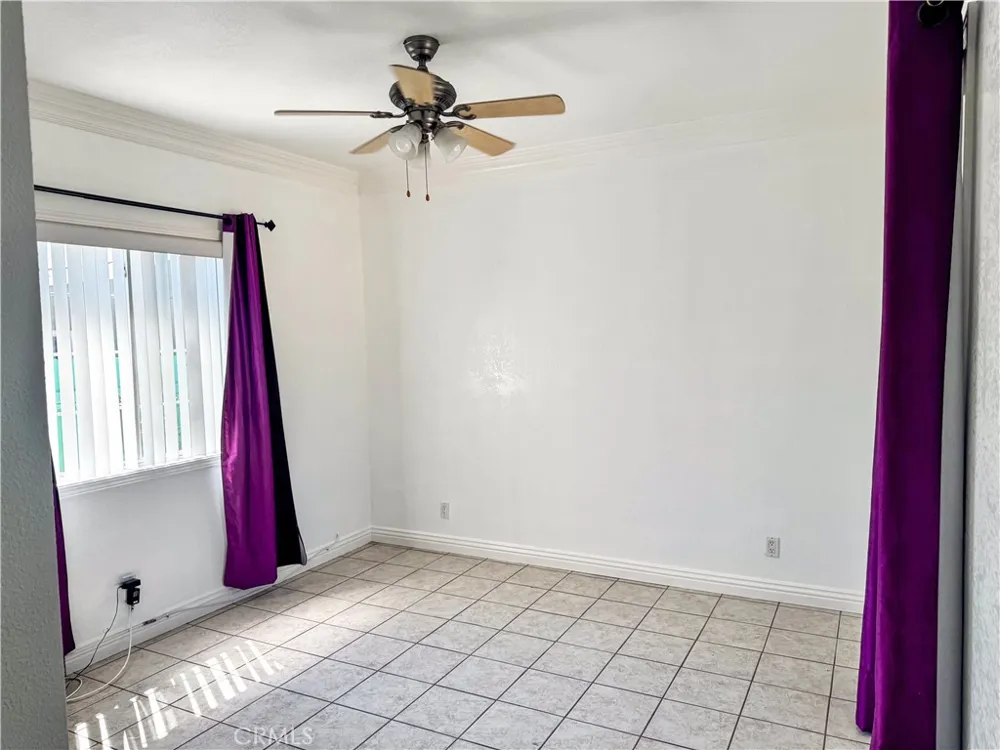 7443 Irvine Avenue North Hollywood, CA 91605