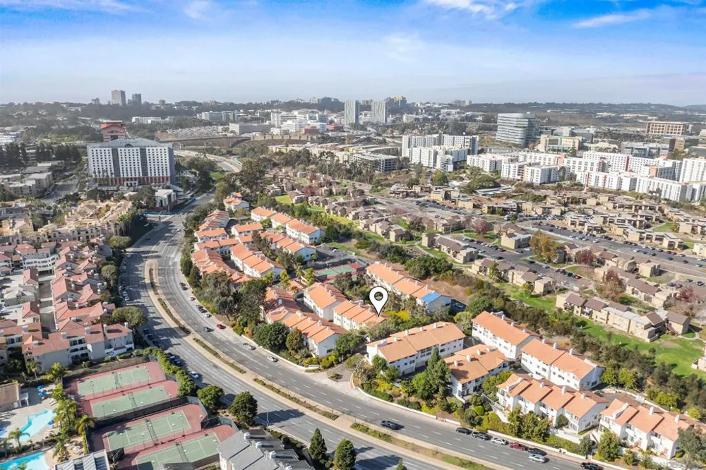 3982 La Jolla Village Dr La Jolla, CA 92037