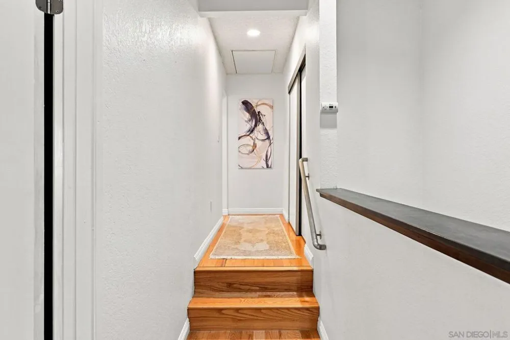3982 La Jolla Village Dr La Jolla, CA 92037
