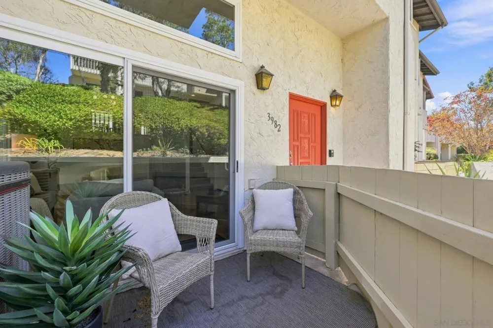 3982 La Jolla Village Dr La Jolla, CA 92037