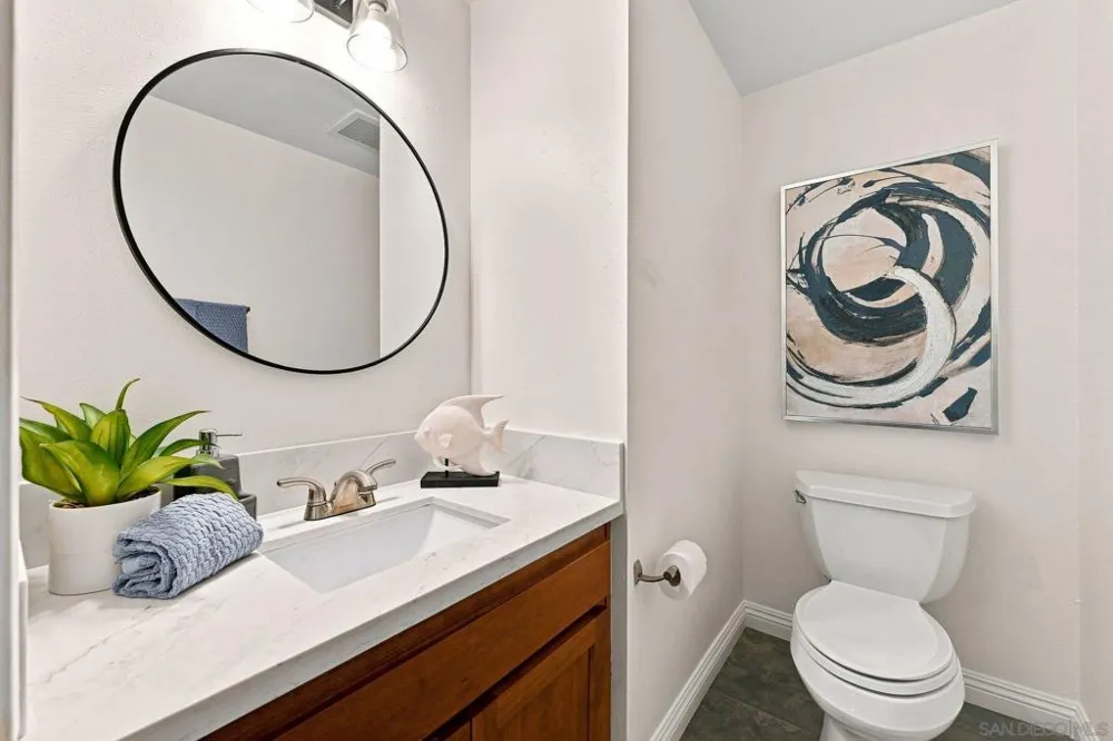 3982 La Jolla Village Dr La Jolla, CA 92037