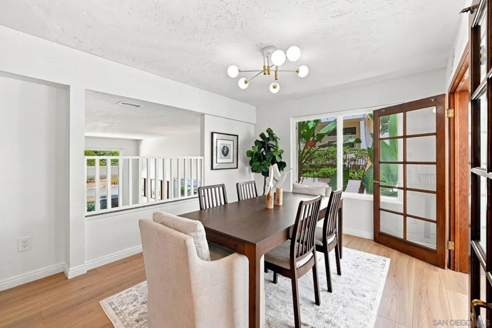 3982 La Jolla Village Dr La Jolla, CA 92037