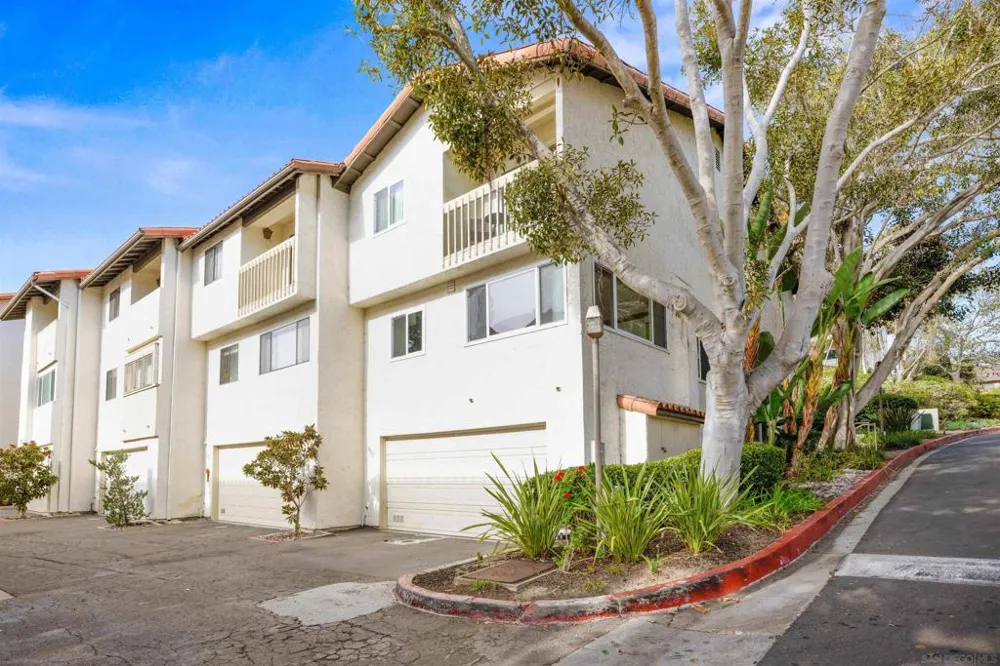 3982 La Jolla Village Dr La Jolla, CA 92037