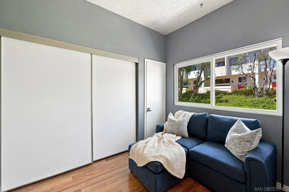 3982 La Jolla Village Dr La Jolla, CA 92037