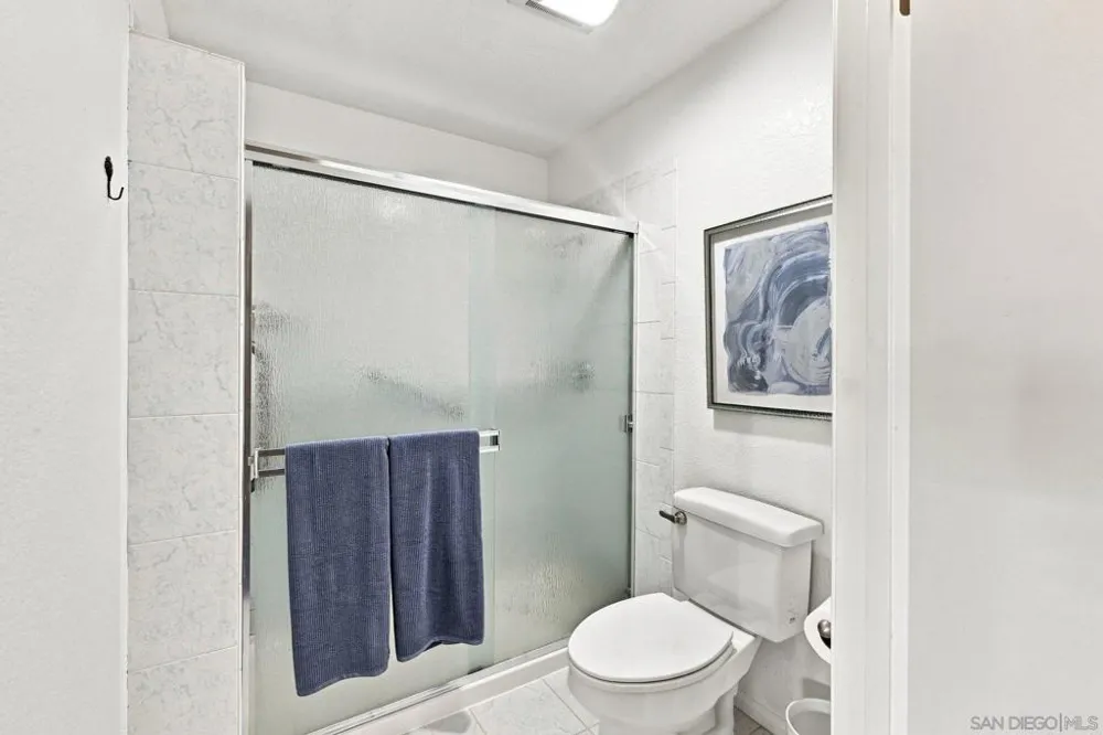 3982 La Jolla Village Dr La Jolla, CA 92037