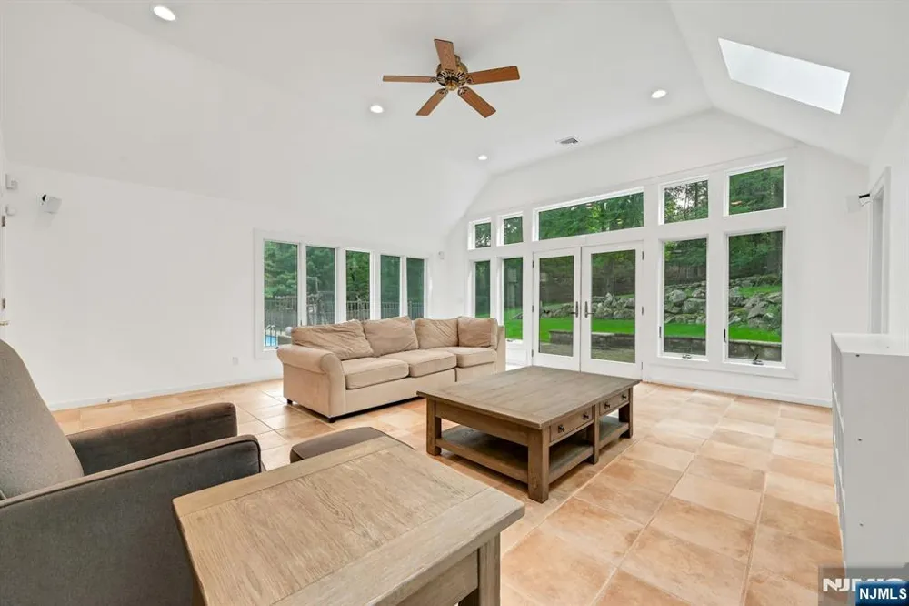 76 Briarwood Avenue Norwood, NJ 07648