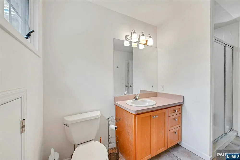 76 Briarwood Avenue Norwood, NJ 07648