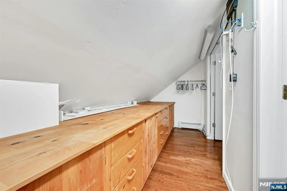 76 Briarwood Avenue Norwood, NJ 07648