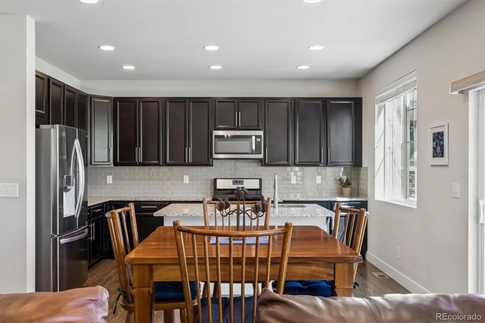 27162 E Frost Place Aurora, CO 80016