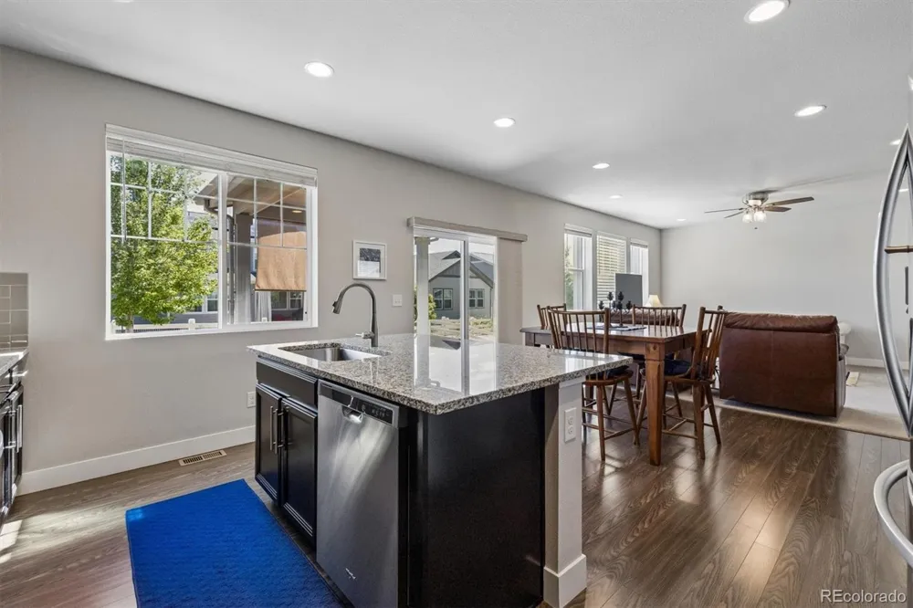 27162 E Frost Place Aurora, CO 80016