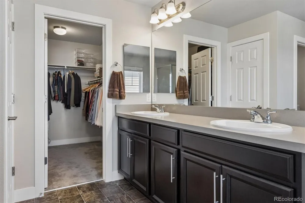 27162 E Frost Place Aurora, CO 80016